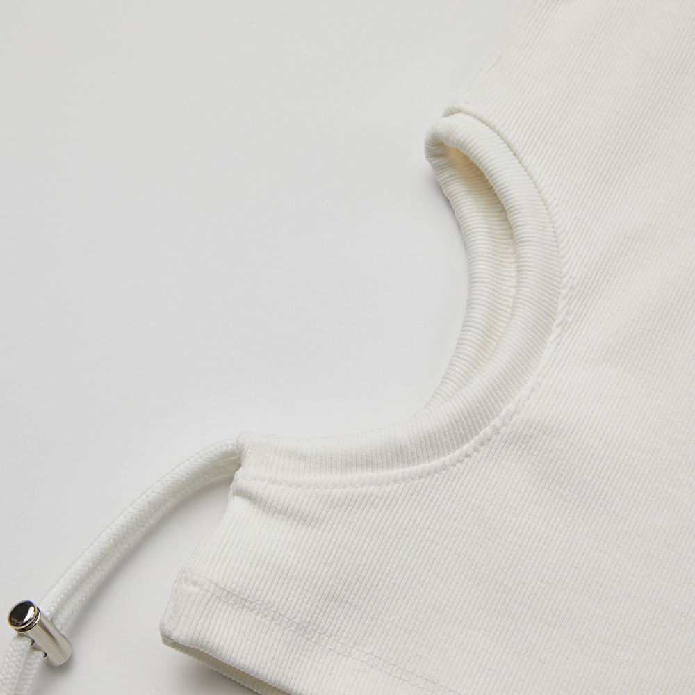 CUT OUT STRING SLEEVELESS / WHITE_MORE THAN PARADISE